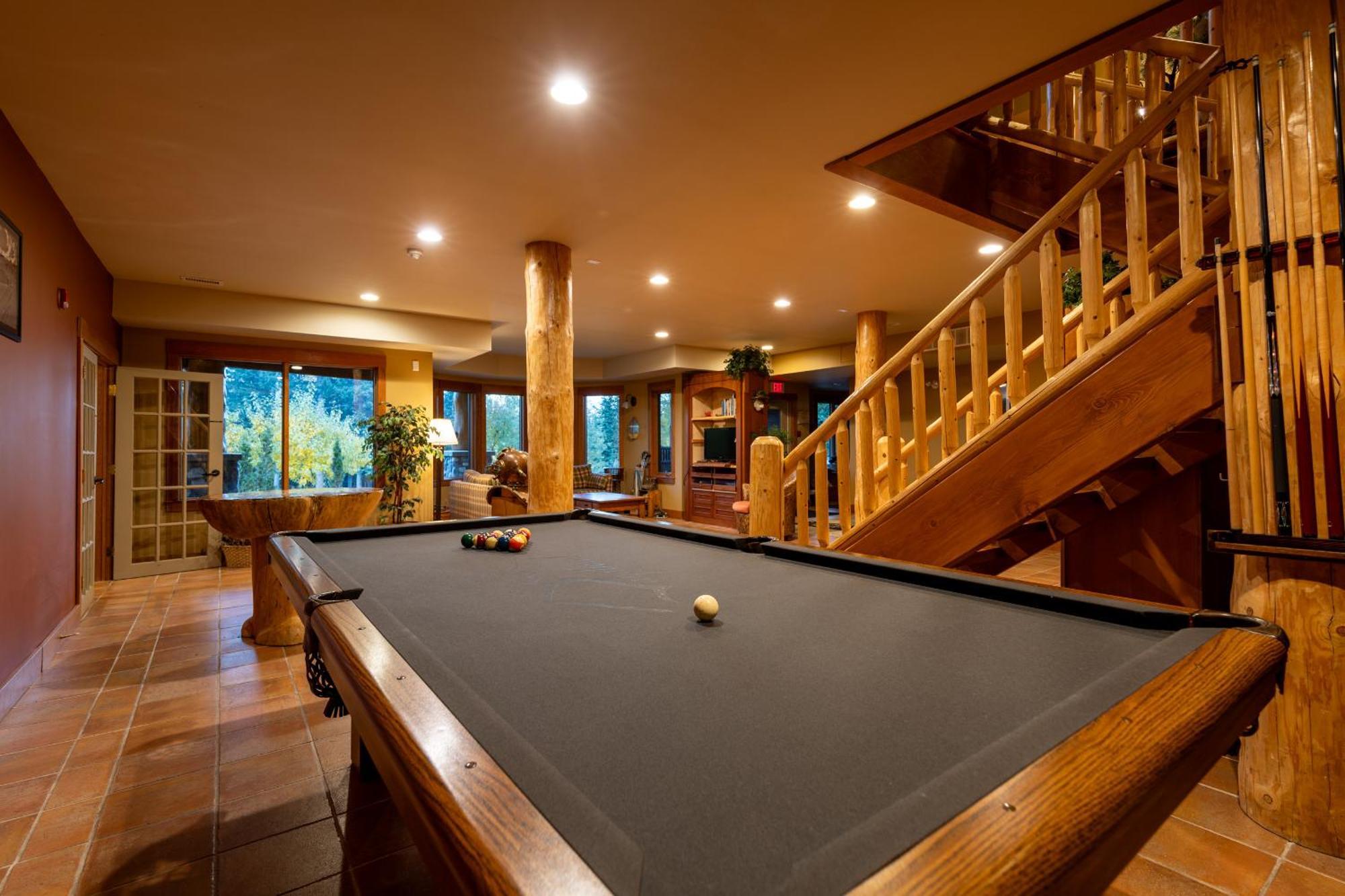 غولدن Vagabond Lodge At Kicking Horse المظهر الخارجي الصورة